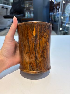 Two Chinese hardwooden brush pots, 20th C. — photo 3