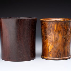 Two Chinese hardwooden brush pots, 20th C. — photo 1
