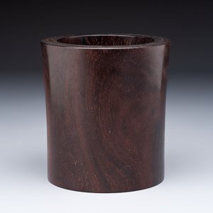 Two Chinese hardwooden brush pots, 20th C. — photo 3