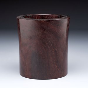Two Chinese hardwooden brush pots, 20th C. — photo 4