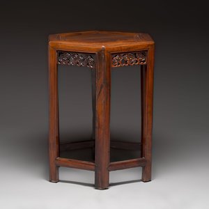 Two Chinese hongmu stands, 19th C. — photo 7