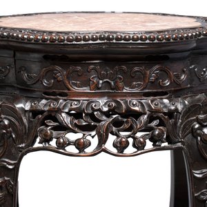 Two Chinese hongmu stands with marble top, Canton, 19th C. — 照片 8