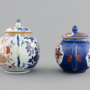 Two Chinese Imari porcelain teapots, 1st half 18th C. — photo 4
