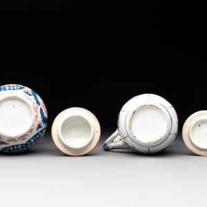 Two Chinese Imari-style jugs with covers, 18th C. — 照片 6