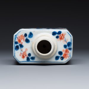 Two Chinese Imari-style teapots and a tea caddy — photo 12