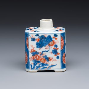 Two Chinese Imari-style teapots and a tea caddy — photo 10