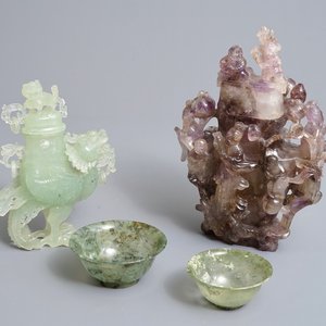 Two Chinese jade and amethyst covered vases and two bowls, 20th C. — photo 1