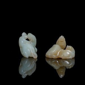 Two Chinese jade groups with animals, Qing — photo 5