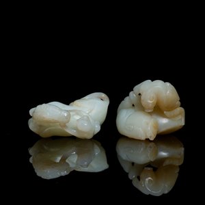 Two Chinese jade groups with animals, Qing — photo 6