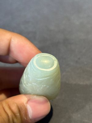 Two Chinese jade snuff bottles, 18/19th C. — foto 15