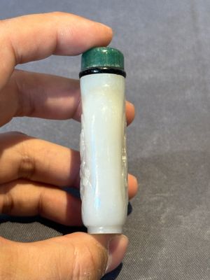Two Chinese jade snuff bottles, 18/19th C. — foto 3