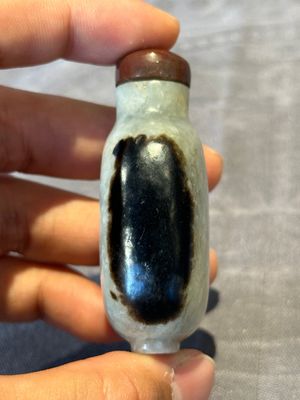 Two Chinese jade snuff bottles, 19th C. — foto 11
