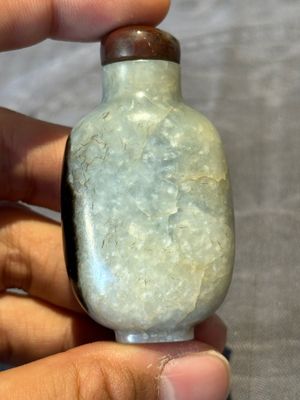 Two Chinese jade snuff bottles, 19th C. — foto 10