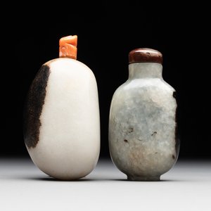 Two Chinese jade snuff bottles, 19th C. — foto 1