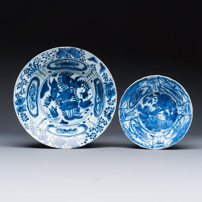 Two Chinese 'Kraak' blue and white klapmuts bowls with ducks and a grasshopper, Wanli