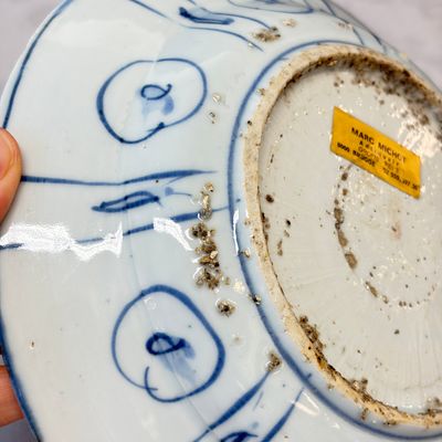 Two Chinese 'Kraak' blue and white plates and two 'Klapmuts' bowls — photo 20