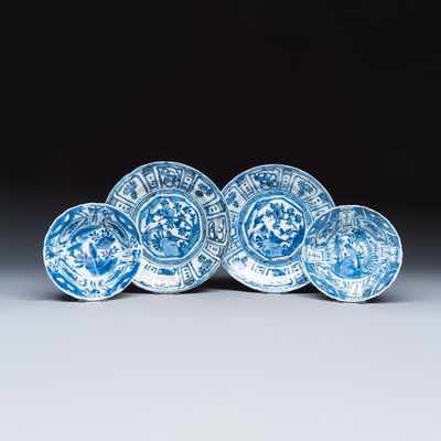 Two Chinese 'Kraak' blue and white plates and two 'Klapmuts' bowls, Wanli