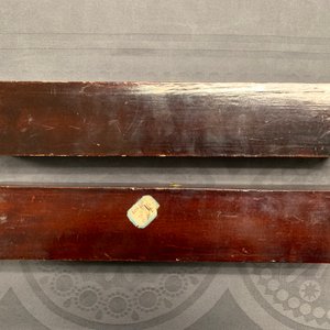 Two Chinese lacquer and painted paper fans with original boxes, Canton, 19th C. — 照片 14