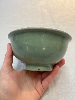 Two Chinese Longquan celadon bowls, Ming — photo 4