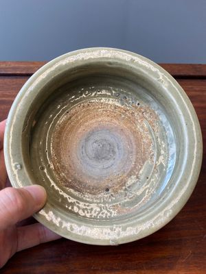 Two Chinese Longquan celadon tripod censers, Ming — foto 4