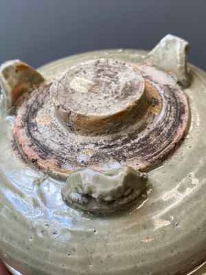 Two Chinese Longquan celadon tripod censers, Ming — foto 10