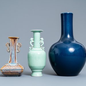 Two Chinese monochrome vases and one flambé-glazed vase, 19/20th C. — 照片 2