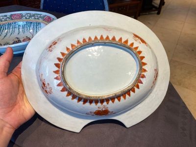 Two Chinese oval famille rose shaving bowls, Yongzheng — 照片 5