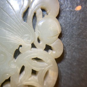 Two Chinese pale celadon jade carvings, Qing — 照片 29