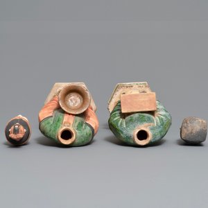 Two Chinese polychrome earthenware tomb figures, Ming — 照片 6