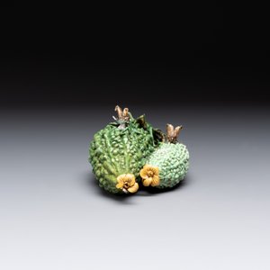 Two Chinese polychrome groups of cucumbers and bitter melons with insects, 19/20th C. — photo 5