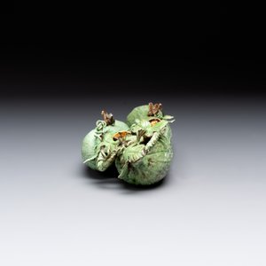 Two Chinese polychrome groups of cucumbers and bitter melons with insects, 19/20th C. — photo 8