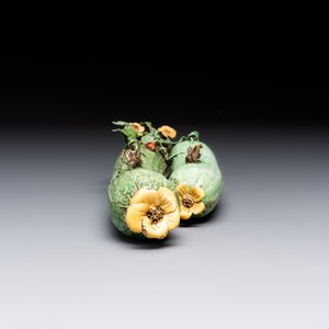Two Chinese polychrome groups of cucumbers and bitter melons with insects, 19/20th C. — photo 10