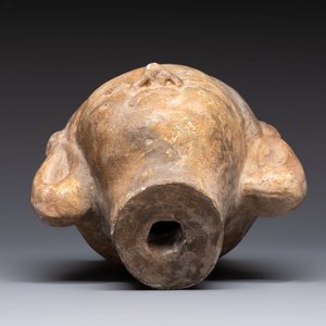 Two Chinese polychrome pottery figures and a female head, Tang — photo 13