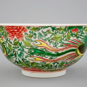 Two Chinese porcelain flower pots and a wucai bowl, 19/20th C. — photo 5