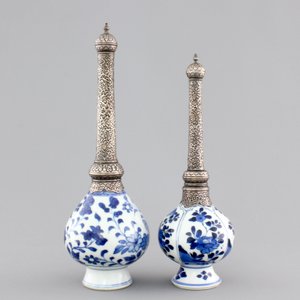 Two Chinese porcelain silver-mounted water sprinklers for the Islamic market, Kangxi — photo 3
