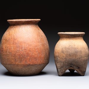 Two Chinese pottery storage or cooking vessels, Neolithic — photo 2