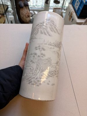 Two Chinese qianjiang cai and grisaille hat stands, signed Gao Hengtai 高恆泰 and Ye Ji 葉吉, one dated 1906, 19/20th C. — 照片 9
