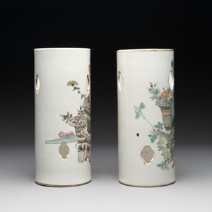 Two Chinese qianjiang cai 'antiquities' hat stands, signed Xu Pinheng 許品衡, Guangxu mark, dated 1892 and 1894 — photo 4