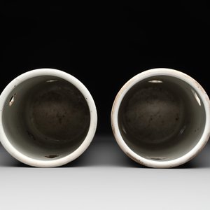 Two Chinese qianjiang cai 'antiquities' hat stands, signed Xu Pinheng 許品衡, Guangxu mark, dated 1892 and 1894 — photo 5