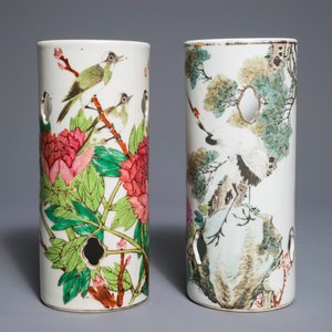 Two Chinese qianjiang cai hat stands and a famille rose bowl, 19/20th C. — photo 3