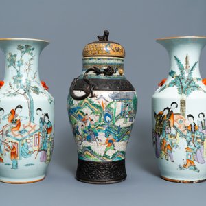 Two Chinese qianjiang cai vases and a famille verte vase, 19/20th C. — 照片 2