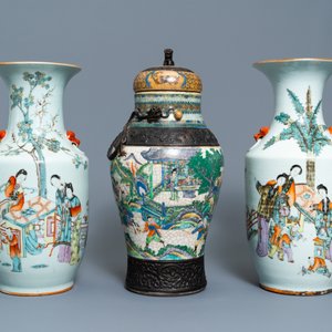 Two Chinese qianjiang cai vases and a famille verte vase, 19/20th C. — 照片 6