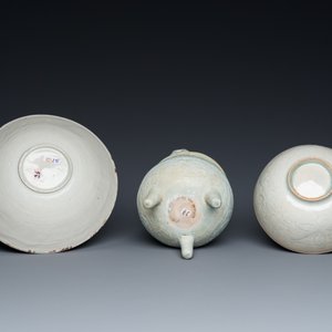 Two Chinese qingbai bowls and a tripod censer, Song/Ming — 照片 8