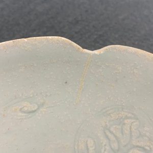 Two Chinese qingbai bowls and an urn, Song — 照片 17