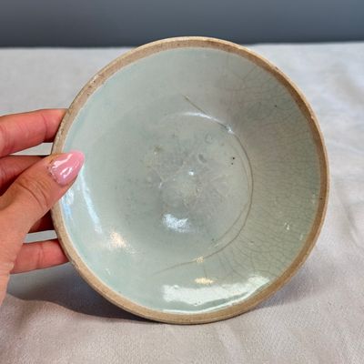 Two Chinese qingbai plates and a Longquan celadon plate — photo 23