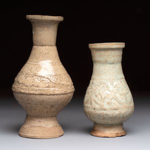 Two Chinese qingbai vases and an ewer with floral design, Song — 照片 3
