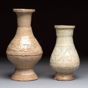 Two Chinese qingbai vases and an ewer with floral design, Song — 照片 4