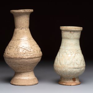 Two Chinese qingbai vases and an ewer with floral design, Song — 照片 5