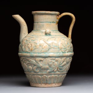 Two Chinese qingbai vases and an ewer with floral design, Song — 照片 8