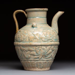 Two Chinese qingbai vases and an ewer with floral design, Song — 照片 10